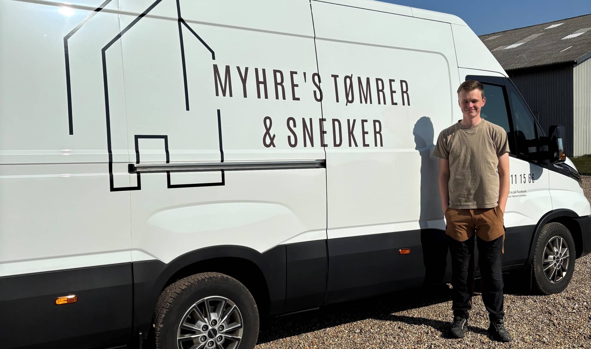 Myhre's Tømrer og Snedker laver alt inden for tømrerarbejde såsom nyt tag og opbygning af træterrasse i Ølgod, Varde og Skjern